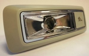 Automotive make-up light